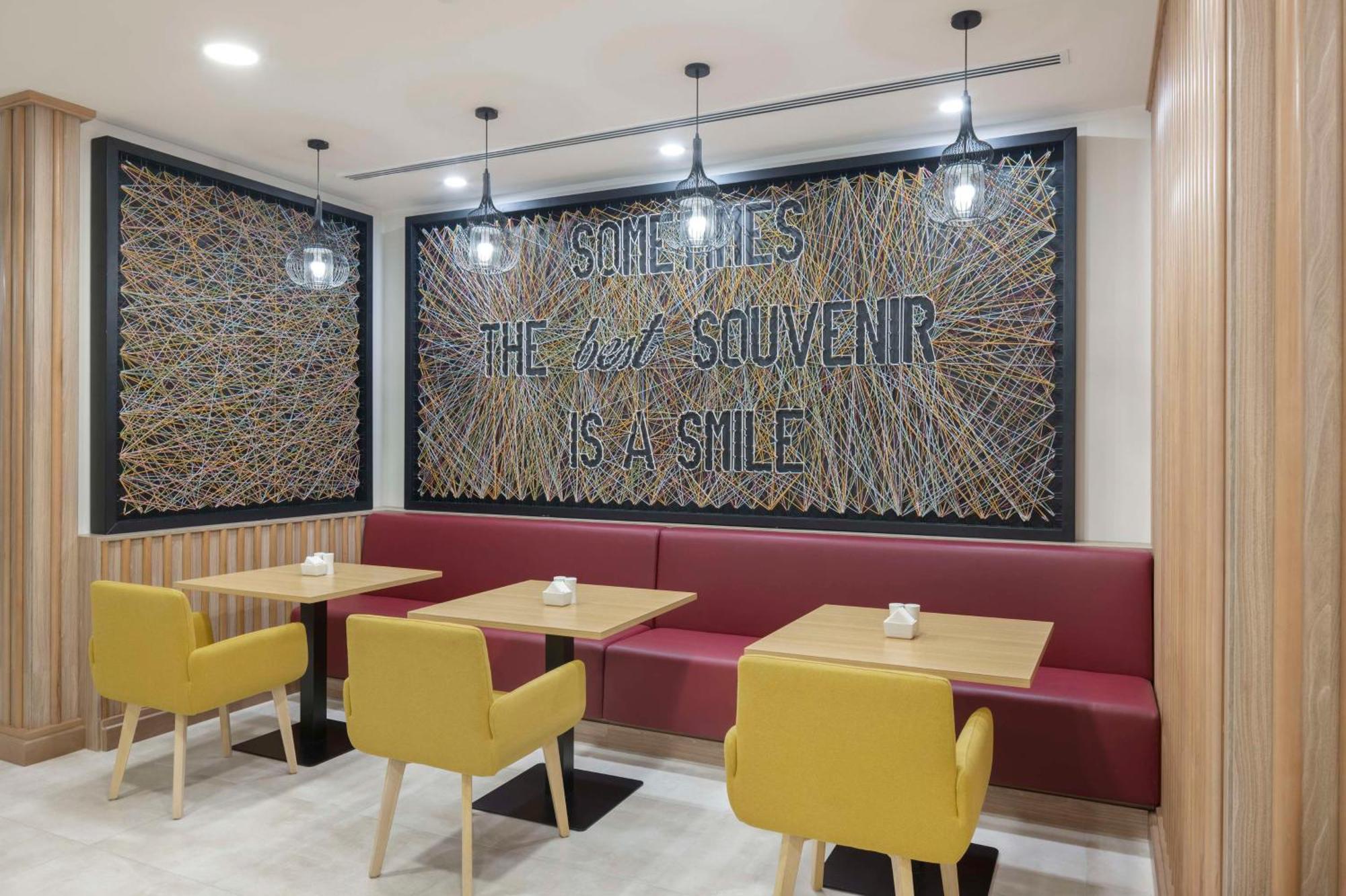 Hampton By Hilton Doha Old Town Otel Dış mekan fotoğraf
